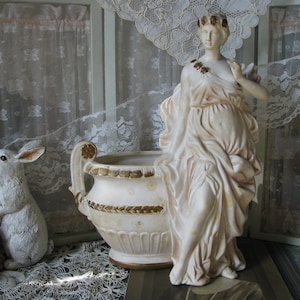 RARE Vintage Inarco Planter, Roman Lady Statue, Vintage Statue Planter, Figural Planter, Classical Planter, Bisque Porcelain Planter