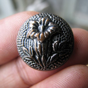 Antique Picture Button, Flower Picture Button, Antique Copper Button, Button Collection, Antique Sewing Notions