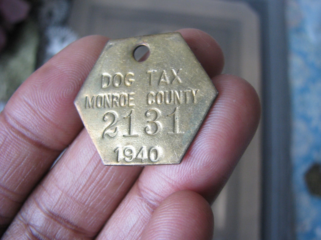 Vintage 1940 Brass Dog License Tag, Monroe Cnty, Steampunk Jewelry