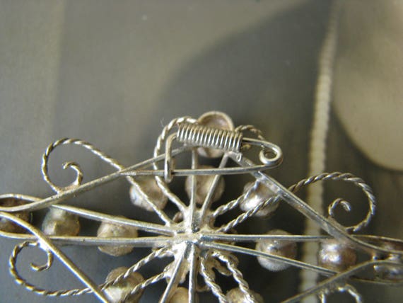 1930's Rhinestone Brooch, Spun Silver Wire Brooch… - image 3