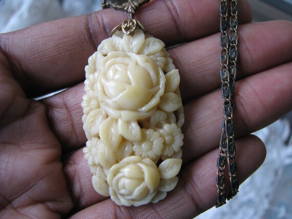 Art Deco Celluloid Necklace, Carved Celluloid Pend