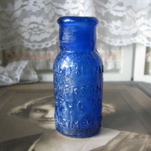 Antique Cobalt Bottle, BROMO SELTZER Bottle, Cobalt Blue Bottle, Cobalt Medicine Bottle, Small Medicine Bottle, Collectible Medicine Bottle
