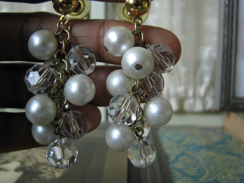 Vintage Crystal /& Glass Faux Pearl Beaded Cluster Earrings Bridal Earrings 1960/'s Beaded Cluster Earrings Vintage Wedding Earrings