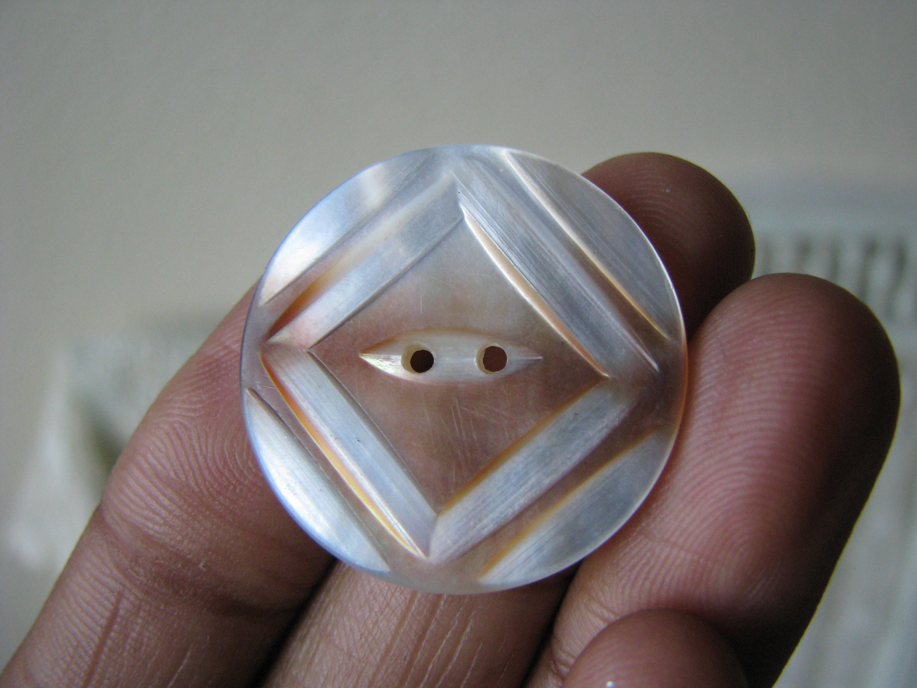 Antique Carved Mother of Pearl Button, Victorian Shell Button - Etsy
