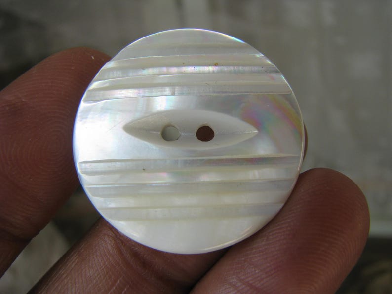 Antique Carved Mother of Pearl Button, Victorian Shell Button - Etsy