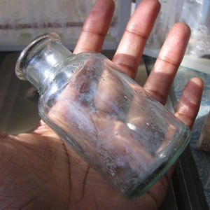 Botella de agua antigua, botella de vidrio de agua, botella de vidrio antigua, botella de vidrio coleccionable, botella de tinta antigua