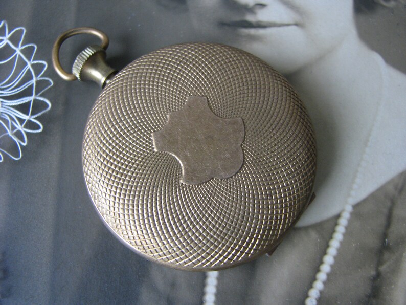 Vintage Pocket Watch Locket, Large Round Locket, Victorian Steampunk Locket, Vintage Brass Locket, Engraving Locket, Shield Locket, Cosplay image 2