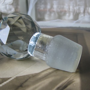 ANTIKER Flaschenstopper, Großer Flaschenstopper aus Glas, Aqua Glas Flaschenstopper, Facettierte Glas Flaschenstopper, Sammler Flaschenstopper