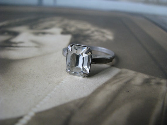 Art Deco Paste Ring, Paste Solitaire Ring, 1930's… - image 3