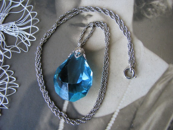 1930s Art Deco Blue Paste Filigree Necklace, Brid… - image 3