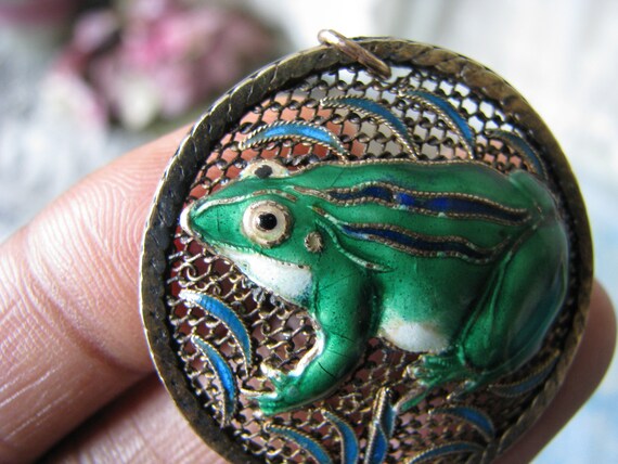 Antique Chinese Export Silver Cloisonne Frog Pend… - image 5