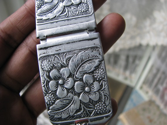 Vintage Aluminum Belt, Blackberry Belt, Berry Blo… - image 9