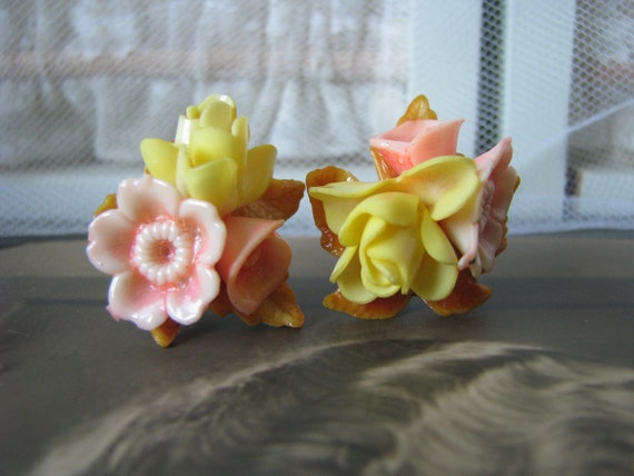 Vintage Celluloid Earrings, Floral Celluloid Earr… - image 3