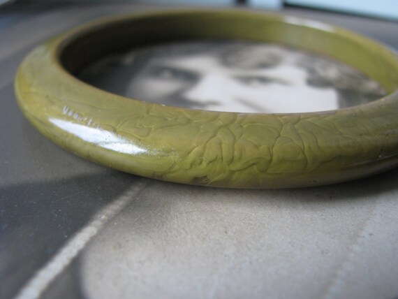 Art Deco Celluloid Bracelet, Faux Jade Bracelet, V
