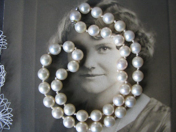 Vintage Glass Pearls Necklace, Woolworth Pearl Ne… - image 1