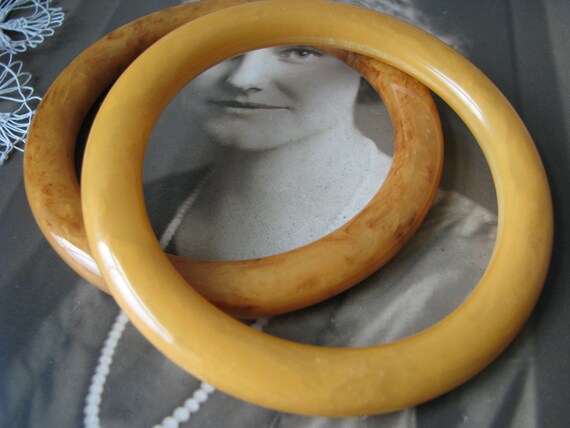 Art Deco Celluloid Bangles, Butterscotch Celluloi… - image 5