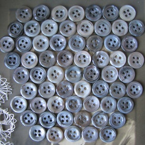 Small Antique Carved Shell Buttons, Antique Mother Of Pearl Buttons, Black Mother Of Pearl Buttons, Victorian Carved Buttons