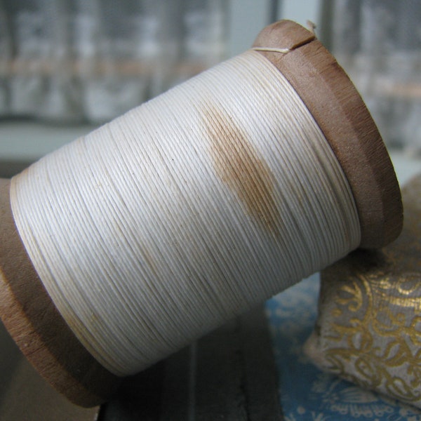 Antique Surgical Thread, Antique Suture Thread, Cotton Suture Thread, Gudebrod Bros. Silk Co., Antique Cotton Thread, Antique Medical Supply