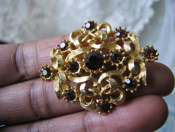 Vintage Rhinestone Brooch, Victorian Style Brooch… - image 5