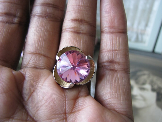 Vintage Pink Rhinestone Ring, Pink Rivoli Rhinest… - image 3