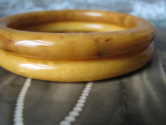 Art Deco Celluloid Bangles, Butterscotch Celluloi… - image 9