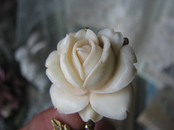 Vintage Celluloid Rose Brooch, Large Rose Brooch,… - image 5