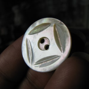 Antique Carved Shell Button, Antique Mother Of Pearl Button, Mother Of Pearl Button, Victorian Carved Button, White Mother Of Pearl