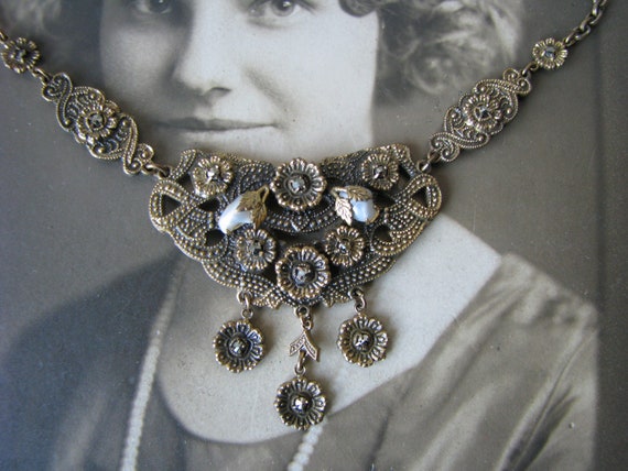Art deco cheap silver necklace