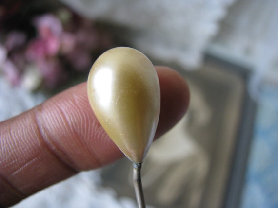 Antique Glass Pearl Hat Pin, Bridal Veil Pin - Etsy display picture 3