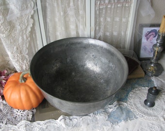 Antique Christmas Decor Antique Pewter Footed Bowl Wood /& Sons Boston N.G Large Antique Pewter Bowl Antique Halloween Decor