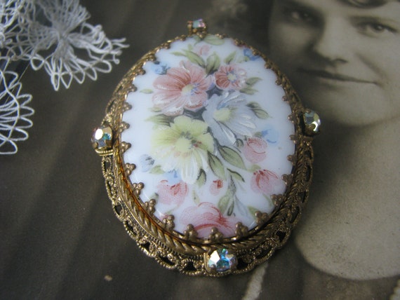 Vintage Filigree Brooch, Vintage Cameo Brooch, Pa… - image 7