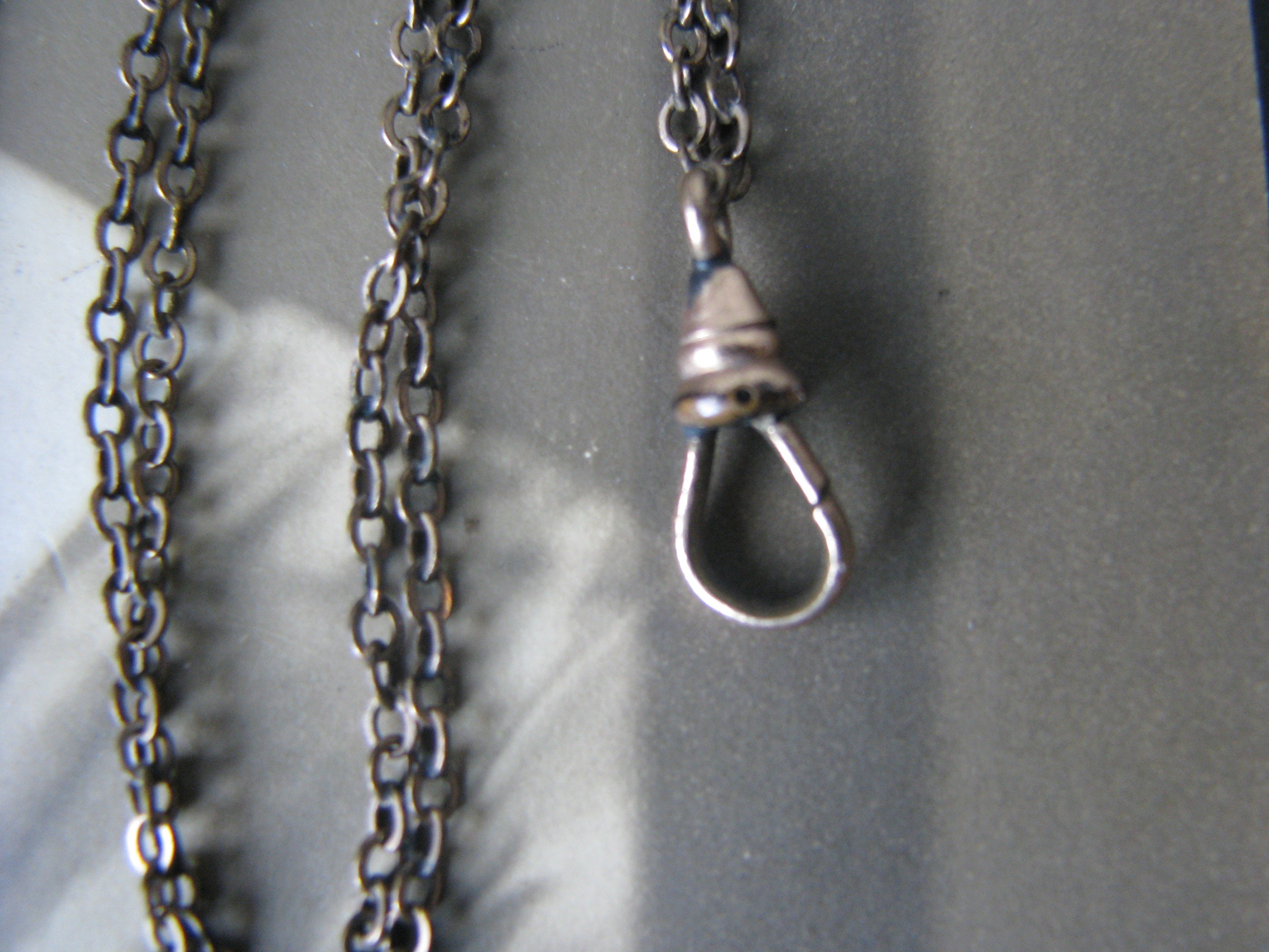 Chaîne De Montre Victorienne Remplie D'or Avec Pendentif Coeur Gonflé - Occasion, Bon état