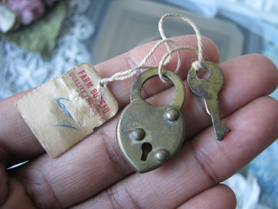 Vintage 1940 s Brass Miniature Heart Padlock Key Vintage Mini Padlock and Key Steampunk Padlock and Key Padlock Pendant Key Pendant