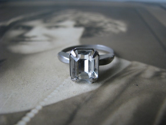 Art Deco Paste Ring, Paste Solitaire Ring, 1930's… - image 8