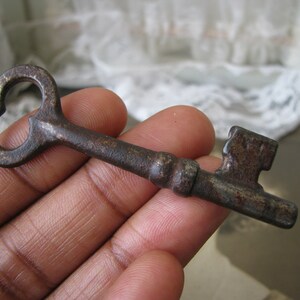 Antique Skeleton Key, Antique Victorian Key, Victorian Steampunk Key, Antique Furniture Key, Love Token, Antique Door Key