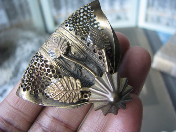 Gifts For Brides, 1930's Filigree Dress Clip, Wild Rose Dress Clip, Large  Antique Dress Clip, Wedding Dress Clip, Bridal Clip