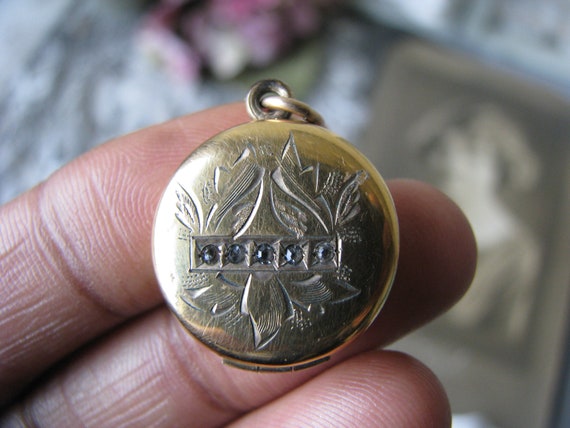 Antique Gold Locket, Antique Paste Locket, Gold Fi
