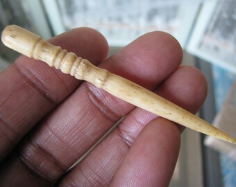 Antique Bone Sewing Awl, Antique Bodkin, Hand Carved Bone Stiletto, Antique Sewing Awl, Broderie Anglaise, Antique Bone Needlework Tool,