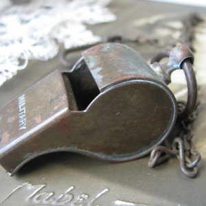 RARE 1940s A2 military Whistleホイスル RARE 1940s A2 military Whistleホイスル Vintage Official