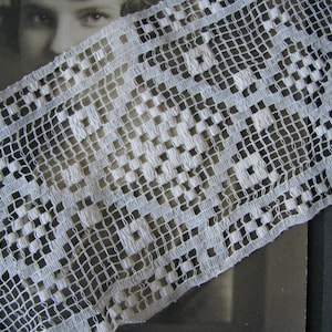 Antique Lace Trim, Antique Lace Trim, Antique Filet Lace, Cream Colored Lace Trim, Linen Lace Trim, Antique Wedding Lace, Antique Lace
