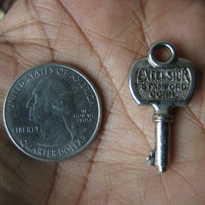 Vintage Excelsior 700 Luggage Key, Vintage Luggage Key, Vintage Steampunk Key, Steampunk Jewelry Key, Vintage Jewelry Supply, Assemblage