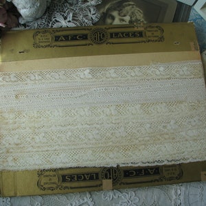 Antique Lace Trim, Nottingham Lace Trim, Nottingham Lace, Floral Lace Trim, Antique Wedding Lace, Antique Lace Spool, Antique Sewing Lace