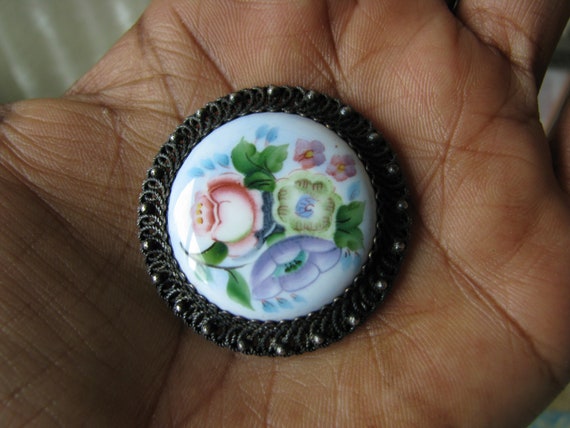 Vintage Russian Finift Filigree Brooch, Hand Pain… - image 4