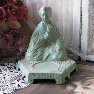 Antique Geisha Makeup Holder, Asian Makeup Holder, Antique Makeup Holder, Antique Figural Makeup Holder, Vantinez Jewelry Holder