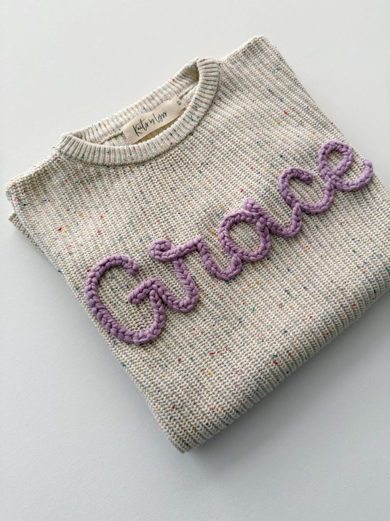 Pull avec prénom brodé à la main pour grands enfants de 6 à 12 ans, pull avec prénom personnalisé, pull brodé surdimensionné de confettis pour enfants, pull en tricot image 11