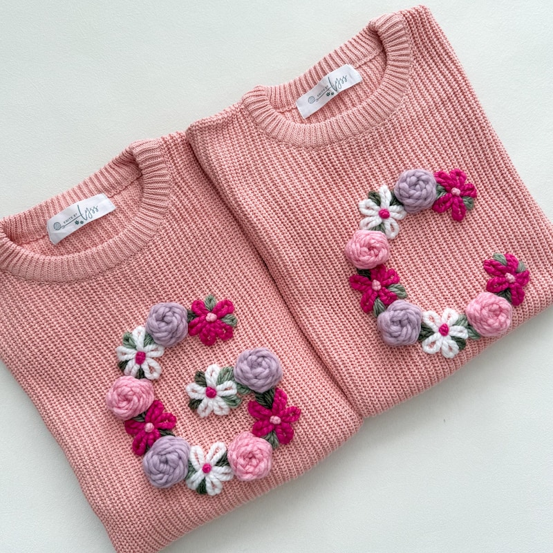 EART EMBROIDERED KNITTED SWEATER