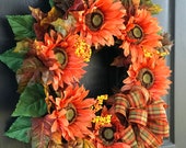 Sunflowers Fall wreath, Fall wreaths for front door, front door wreaths, orange brown berry wreaths, Thanksgiving wreaths, outdoor