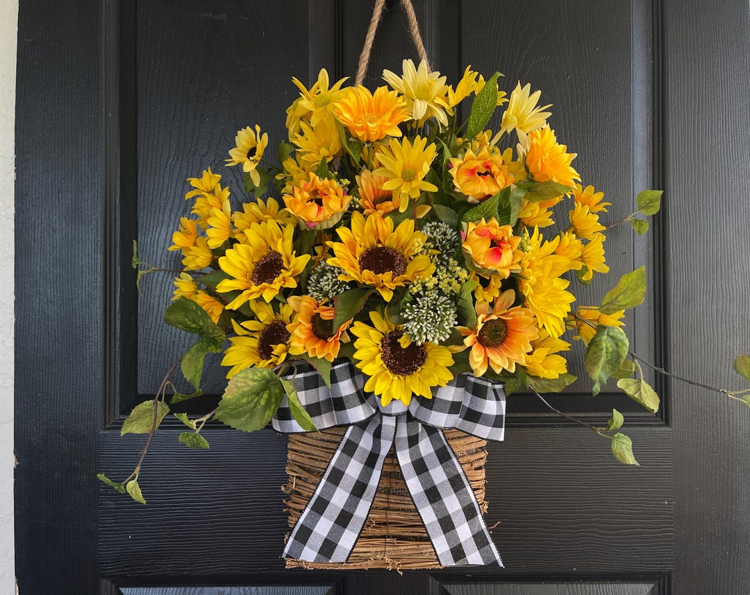 Sunflower Basket Wreath: Summer Door Decor, Artificial Flowers - Etsy