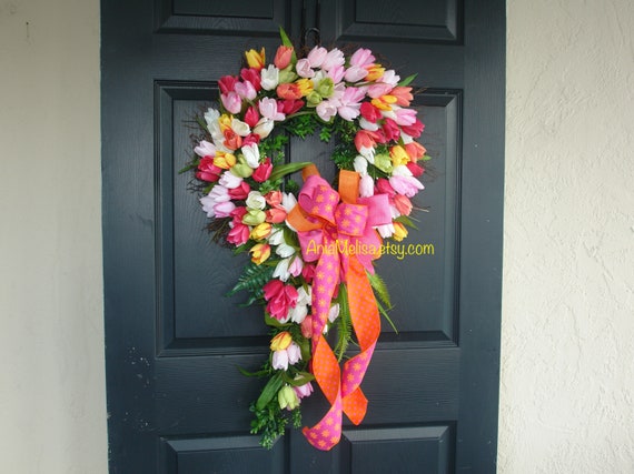 Spring Wreath Valentine Wreaths For Front Door Wreaths Decorations Red Pink Tulips Spring Wreath Valentine Wreath Valentine S Day Wreaths