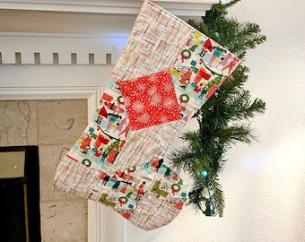 Calcetín navideño acolchado con estampado MCM